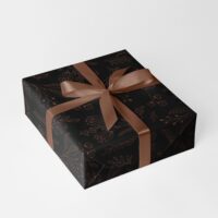 Zweige Schwarz Recycling Geschenkpapier Rolle